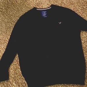Men’s v neck sweater by American Eagle